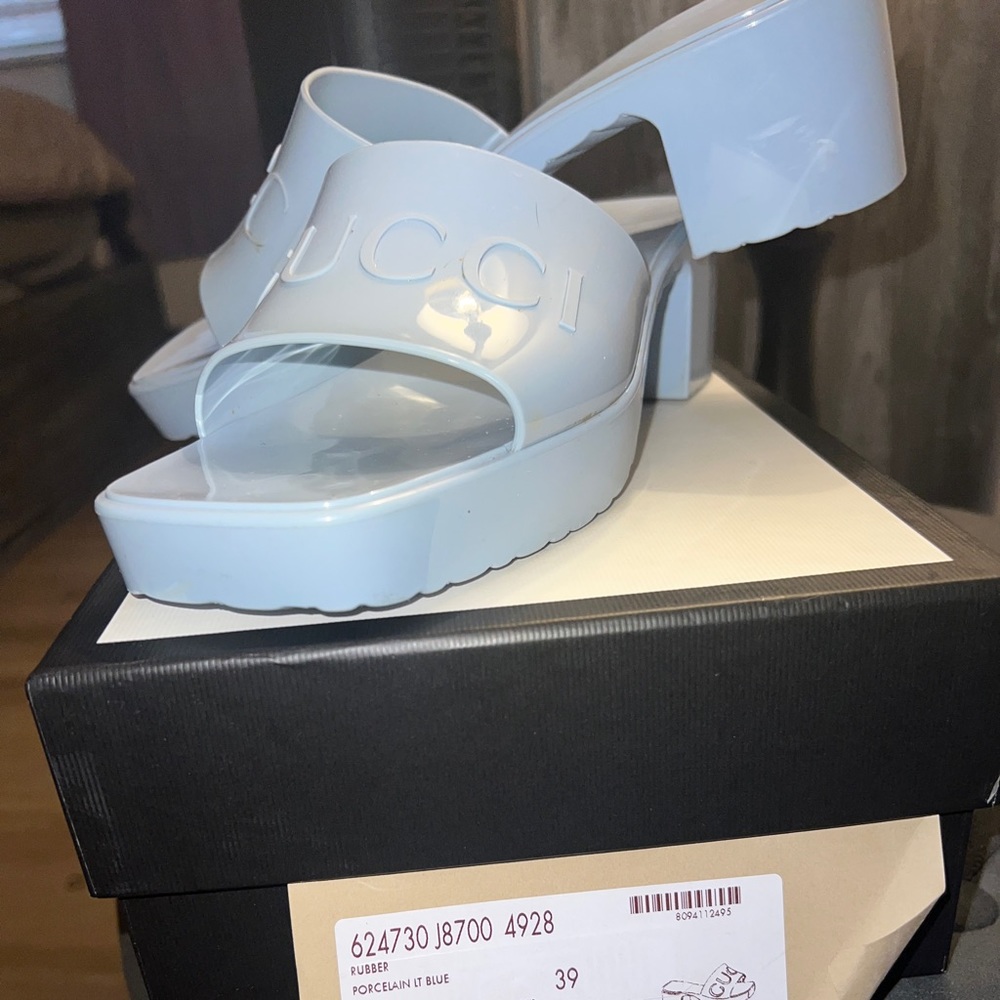 Gucci Arielle sandal